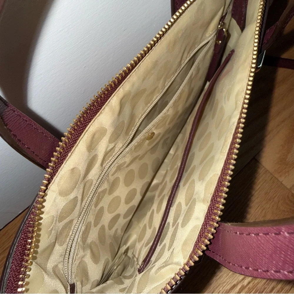 Kate Spade Burgundy Saffiano Leather Crossbody Satchel Gold Chain Strap Red Wine